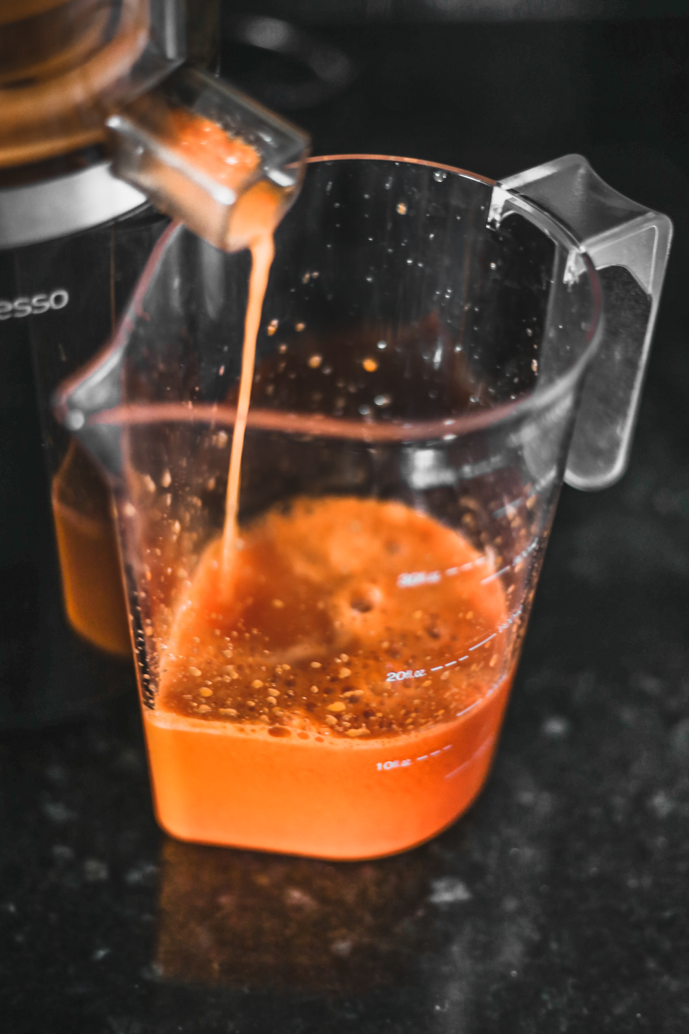 juicepresso cold press juicer photography
