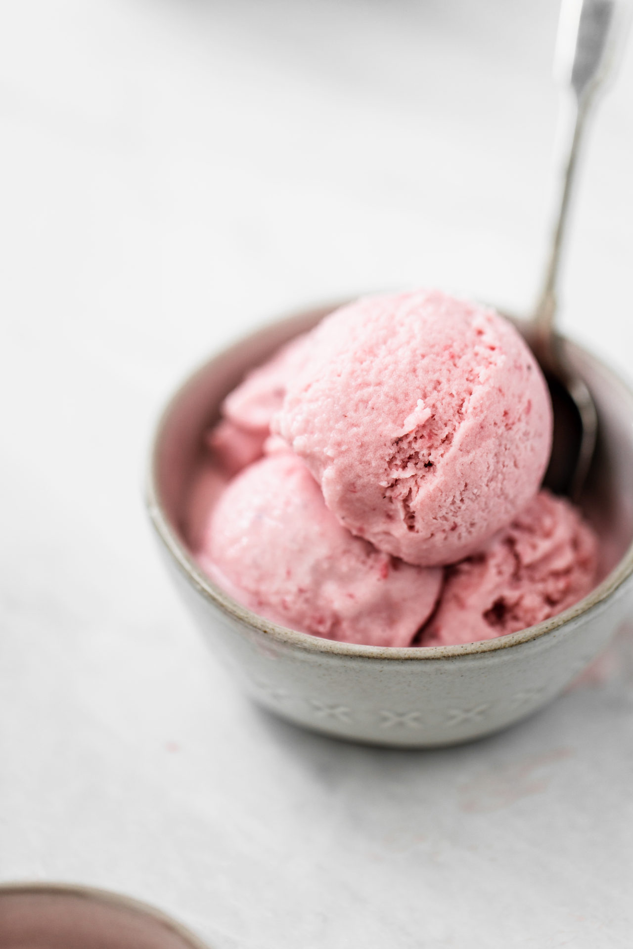 Vegan Strawberry Ice Cream