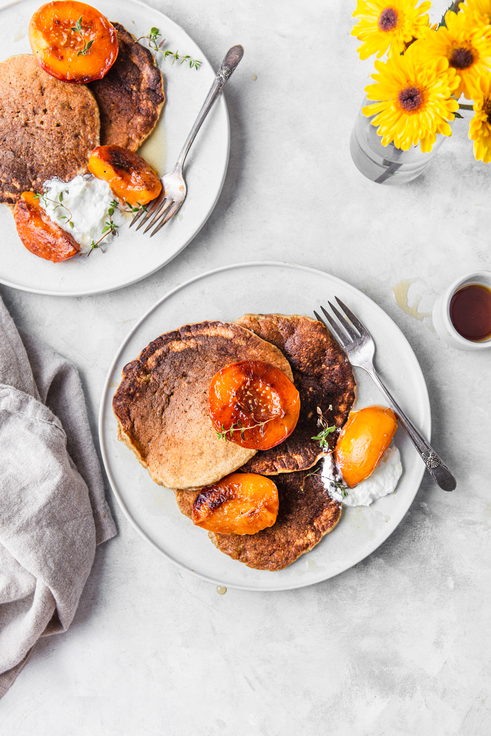 peaches and cream pancakes photography