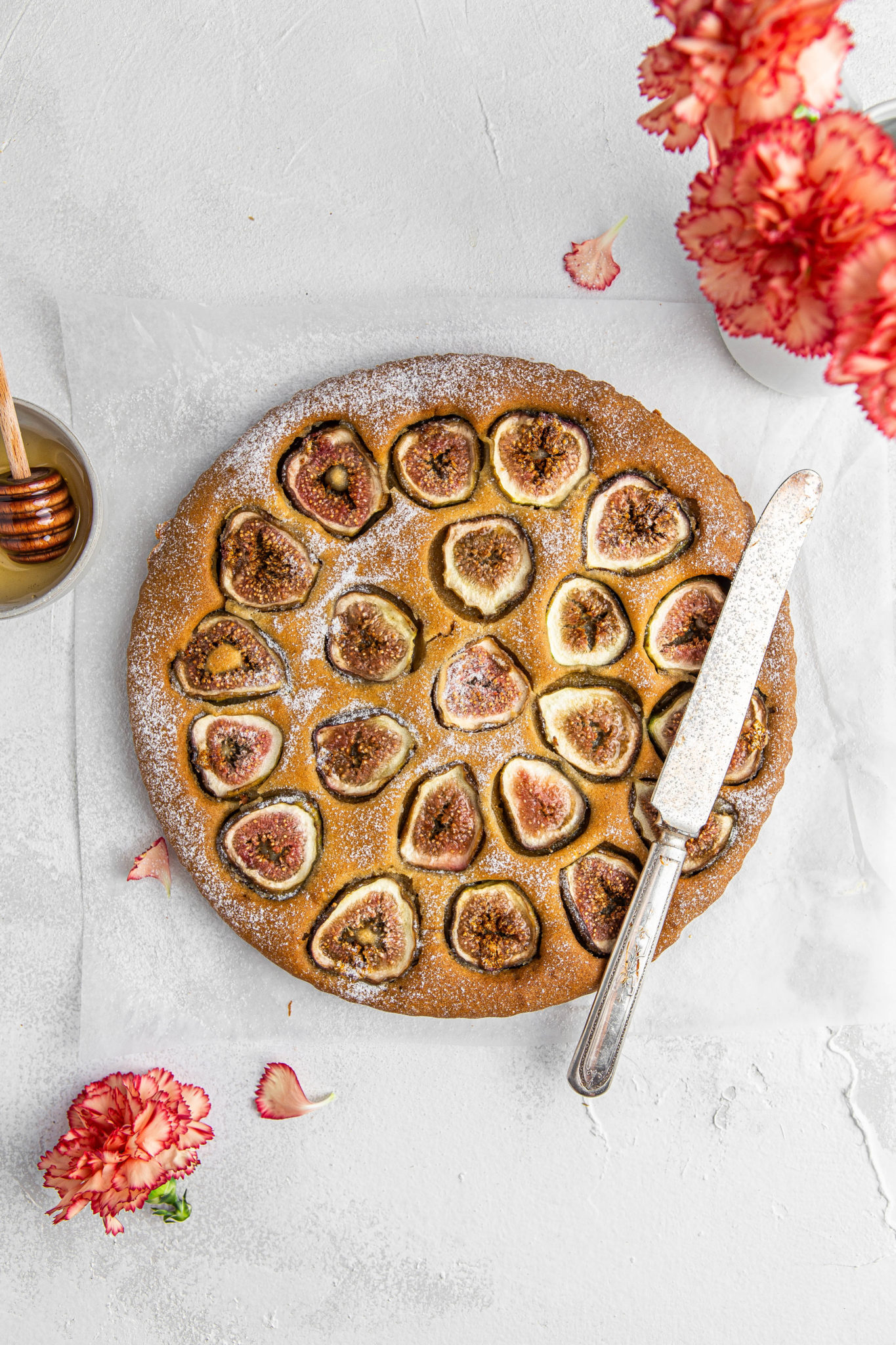 Quick and Easy Gluten Free Cake with Figs food photography