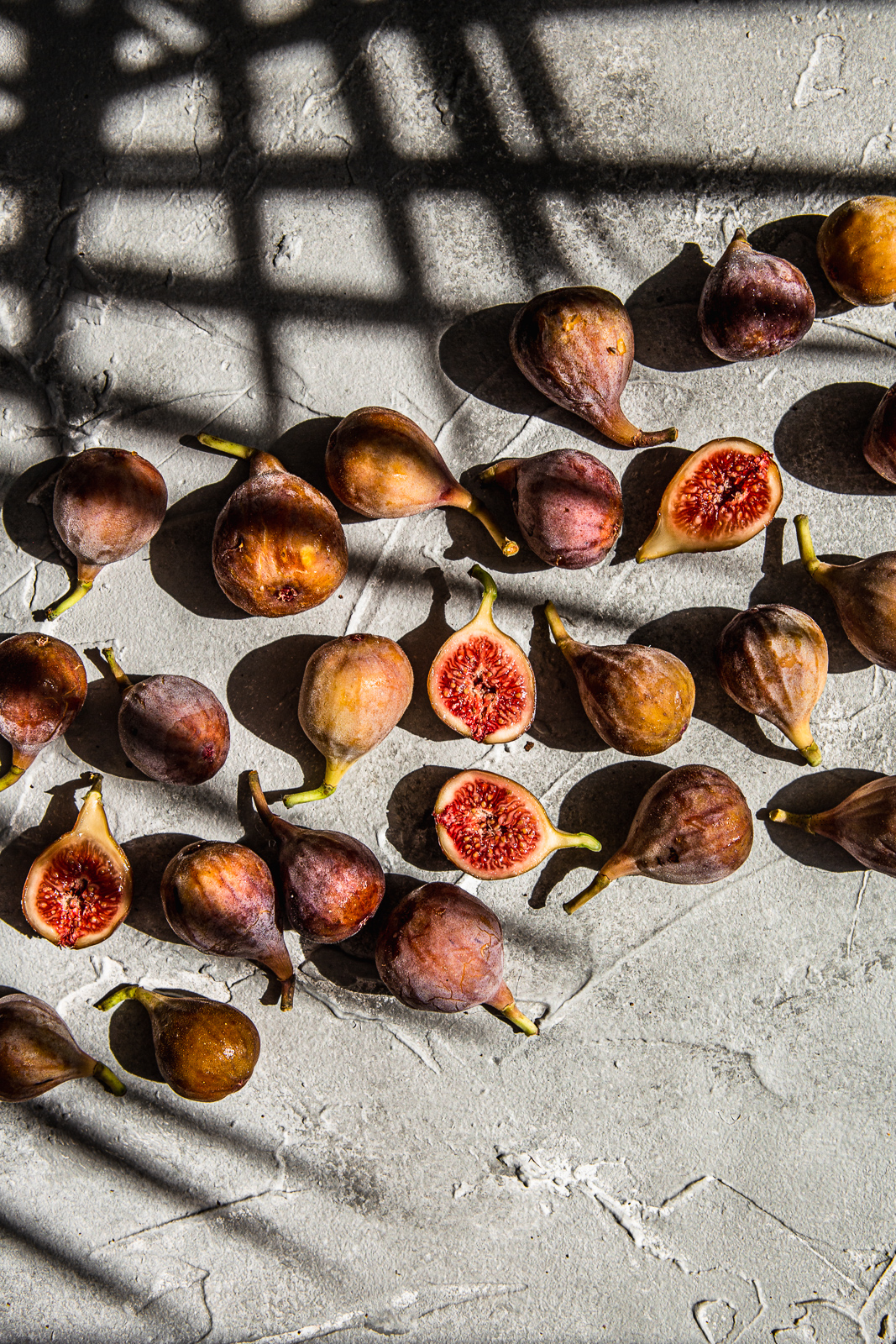 harsh light figs food photography